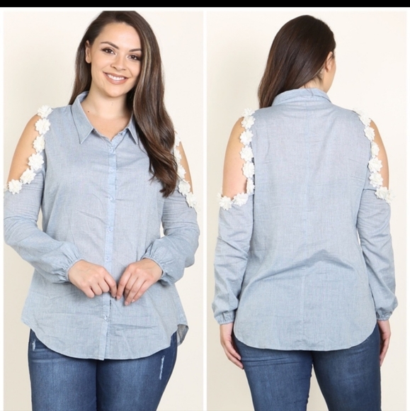 New Ryu Cut out shoulder plus size top - Picture 1 of 5